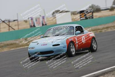 media/Jun-01-2025-CalClub SCCA (Sun) [[eae223c5dd]]/Group 5/Race (Front Straight)/